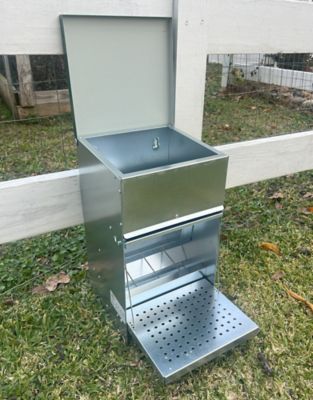 Image showing  Chicken Treadle Feeder, 22 lbs.