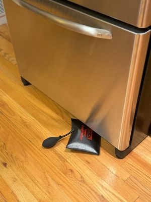 Image showing  Easy Air Shim Inflatable Pry Bar and Leveling Air Wedge Bag Tool - (3 Pack)