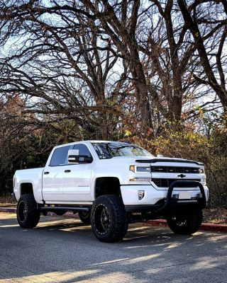 Image showing  2016-2018 Silverado 1500 Front Bumper Cover (with fog lamps), DK0302