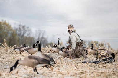 Image showing 2 th Rig'Em Right Xtreme Ghillie Layout Blind