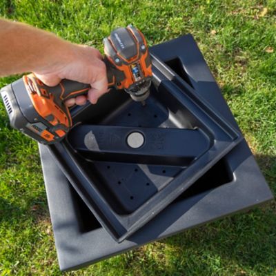 Image showing 7 th Step2 26 qt. Atherton Planter Onyx Black Planter