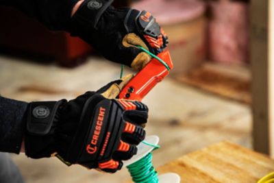 Image showing 5 th Crescent 1 in. Retractable Utility Knife