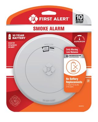 First Alert 10-Year Battery Smoke Alarm, Slim Profile Design