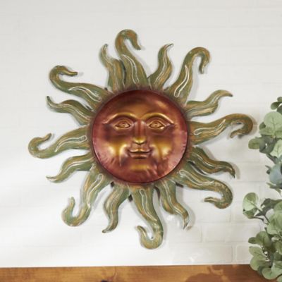 Harper & Willow Metal Sun Home Wall Decor with Smiling Face and Curved Rays