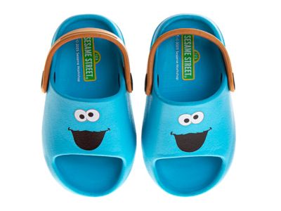 Sesame Street Kids' Cookie Monster Waterproof Sandals