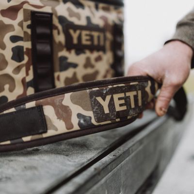 Image showing 7 th YETI Hopper Flip 8