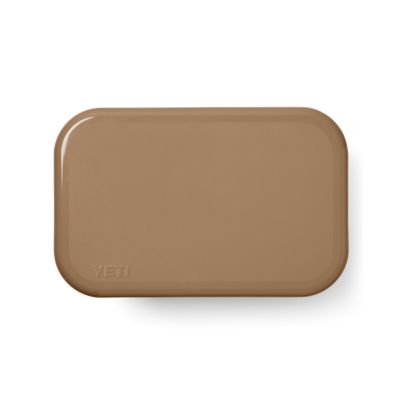 Image showing 7 th YETI 22 Can Roadie 15 Hard Cooler