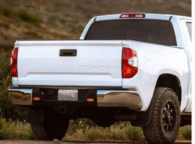 Image showing  SR-L Series Off-Road Spreader Pod 3 Wire Surface Mount Red Halo Pair, 53122