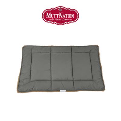 Image showing  Reversible Rectangular Crate Mat, 30 x 19 in., Green