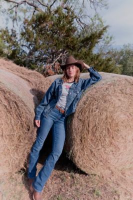 Image showing 4 th Levi's Women's 725 High Rise Bootcut