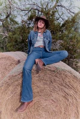 Image showing  Women's 725 High Rise Bootcut Jeans