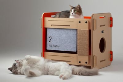 Image showing  Purr and Play Felt Kitty Bunk Bed and Scratch Post