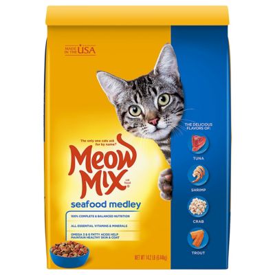 Meow Mix Seafood Medley All Life Stages Tuna, Shrimp, Crab and Trout Recipe Dry Cat Food