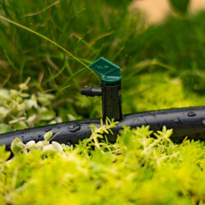 Image showing  Flag Drip Emitters, 2 GPH, Green, 25 pc.