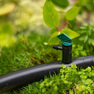 Image showing  Flag Drip Emitters, 2 GPH, Green, 25 pc.