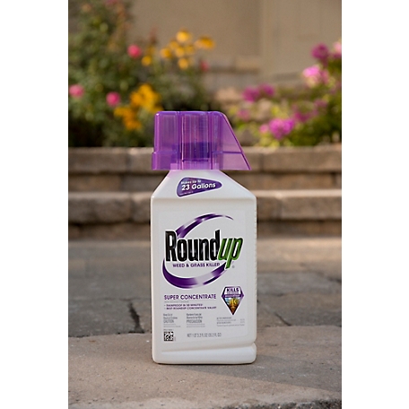 Roundup Super Concentrate Weed & Grass Killer - Includes Easy Measure Cap,  35.2 oz.