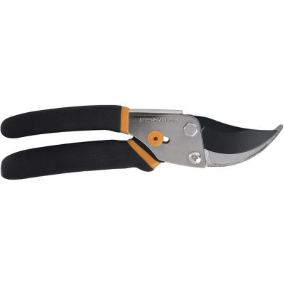 Fiskars 10.75 in. Traditional Bypass Garden Pruner