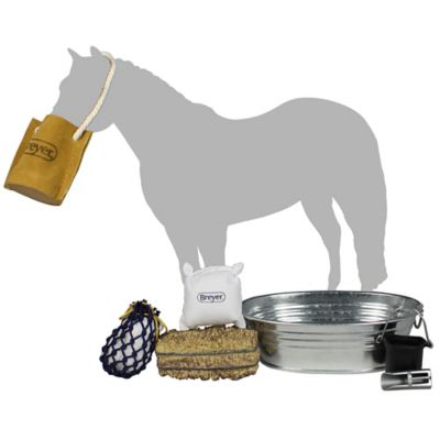 horse and stable toy set