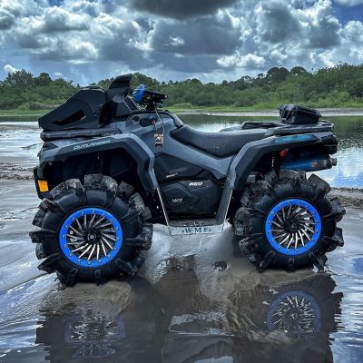 Image showing  BT-08 14 x 7.0 / 4 x 156, Satin Black Rim, Sapphire Blue Beadlock