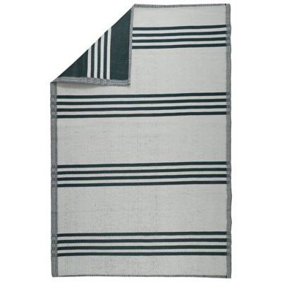 Image showing 2 th Red Shed Reversible Polypropylene Outdoor Rug, 5 ft. x 7 ft.