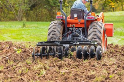 Image showing 6 th Tarter Farm and Ranch Equipment 6 Foot Disc Harrow 200 Series Black