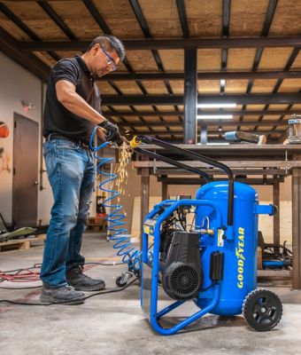 Image showing  10 gal. 175PSI Air Compressor