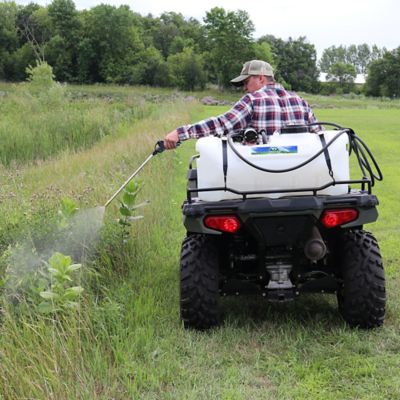 Image showing 6 th Master Mfg 25 Gallon Deluxe Spot Sprayer - 2.2GPM