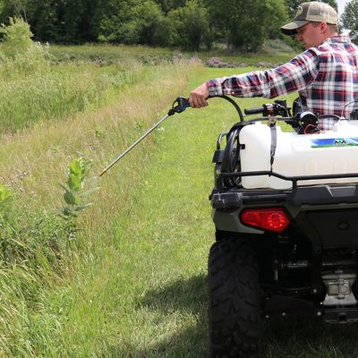 Image showing  15 Gallon Deluxe Spot Sprayer - 2.2GPM