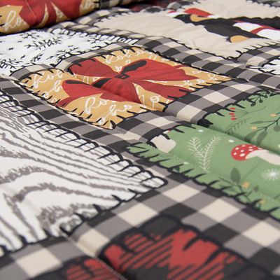 Image showing  Winter Cottage Holiday Quilt Set