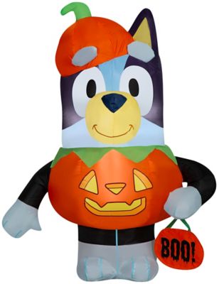 BBC Studios BlueyHalloween Inflatable Bluey in Jack-O'-Lantern Costume