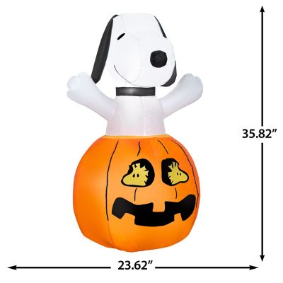 Image showing Airblown-Snoopy In Pumpkin with Woodstock