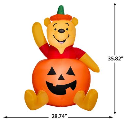 Image showing  Airblown-Pooh in Pumpkin