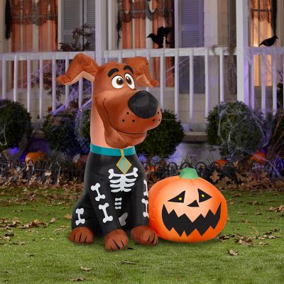 Image showing  Airblown-SCOOB with Pumpkin-SM Scene-WB