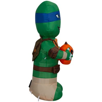 Image showing  Airblown-Big Head Leonardo with Pumpkin