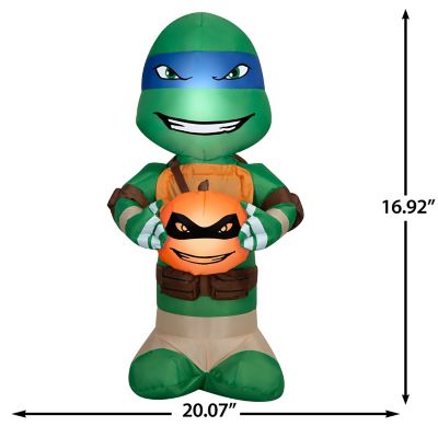 Image showing  Airblown-Big Head Leonardo with Pumpkin