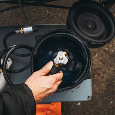 Image showing  Gas Growler 3.8 Deluxe - Black