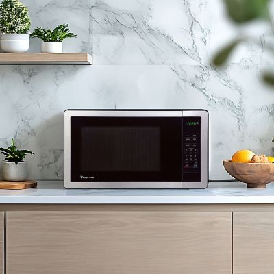 Image showing 9 th Magic Chef 0.9-cu. ft. 900 Watt Countertop Microwave in Stainless Steel