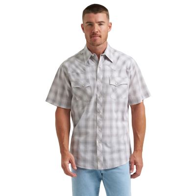 Image showing  Men's Wrancher Short-Sleeve Plaid Shirt