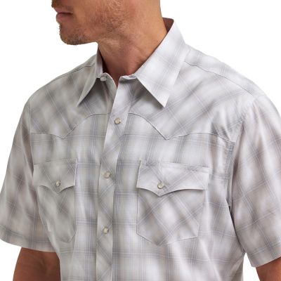 Image showing  Men's Wrancher Short-Sleeve Plaid Shirt