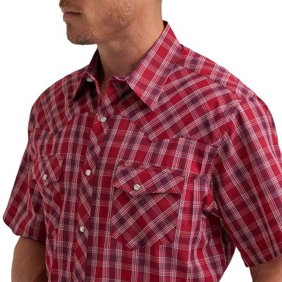 Image showing  Men's Wrancher Short-Sleeve Plaid Shirt