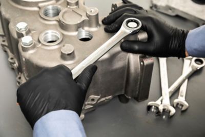 Image showing 6 th GEARWRENCH 16 pc. 72T 12 Point Ratcheting Combination Metric Wrench Set