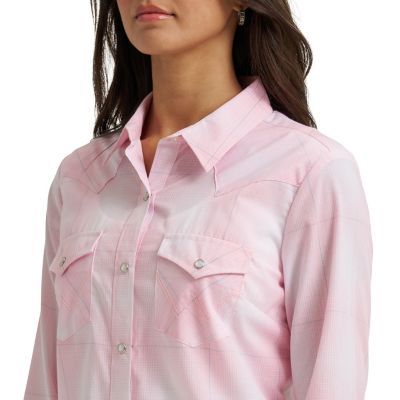 Image showing 3 th Wrangler Women's Retro Long Sleeve Snap Shirt