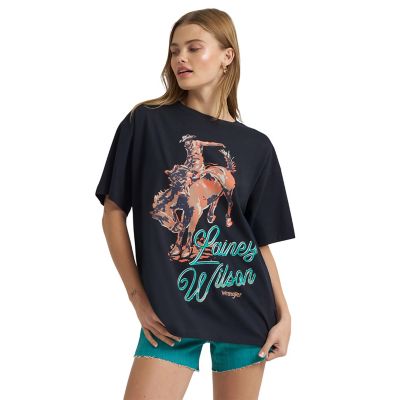 Wrangler x Lainey Wilson Women's Graphic T-Shirt