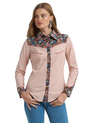 Wrangler x Lainey Wilson Women's Prarie Print Snap Shirt