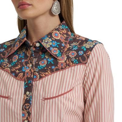 Image showing 3 th Wrangler x Lainey Wilson Women's Prarie Print Snap Shirt