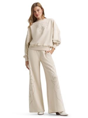 Wrangler x Lainey Wilson Women's Cowboy Sweatshirt