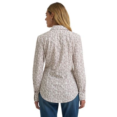 Image showing 2 th Wrangler Women's Performance Print Shirt
