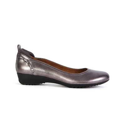 Image showing 3 th JBU Women's Vivian Casual Shoe