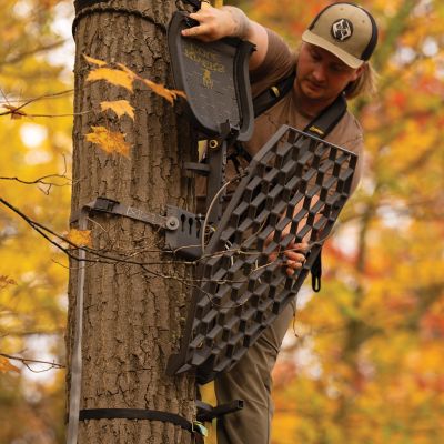 Image showing  DuraLite Lever-Action Hang-On Treestand