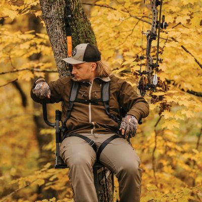 Image showing  Lounger Lever-Action Hang-On Treestand